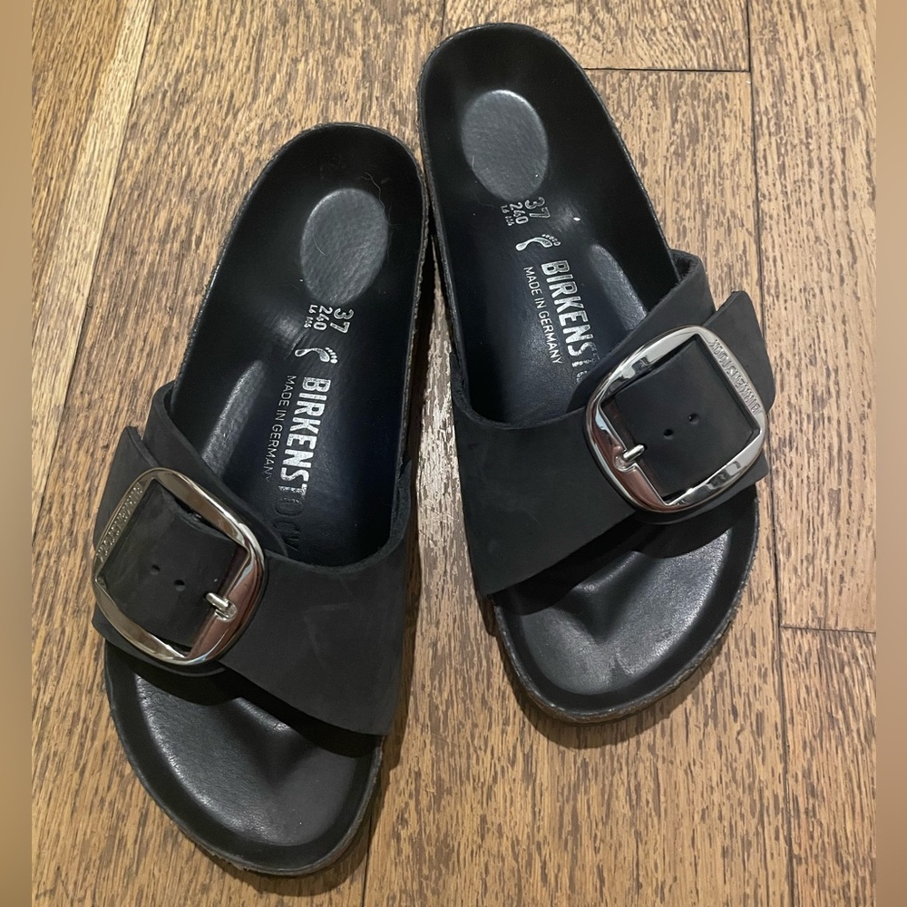 Birkenstock Madrid big buckle in black size 37